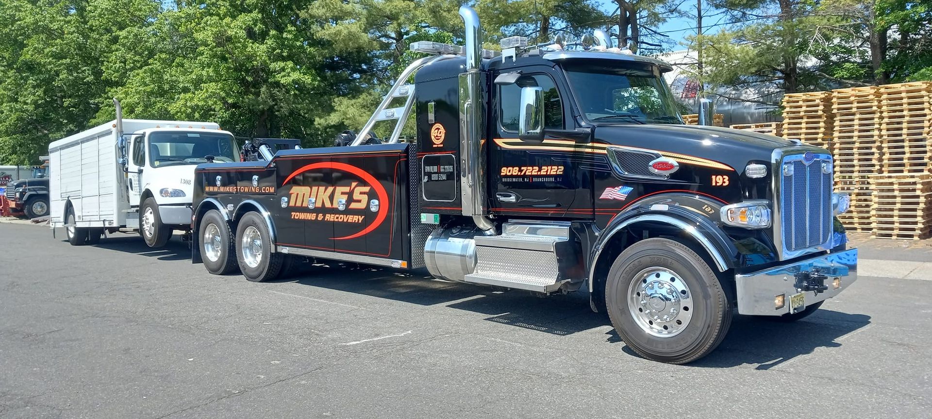 Mikes Towing