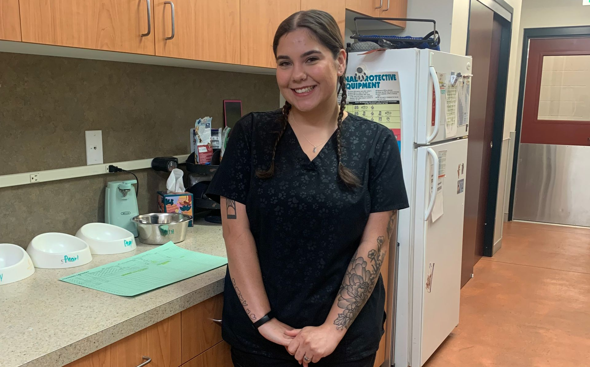 Ilda - Veterinary Assistant
