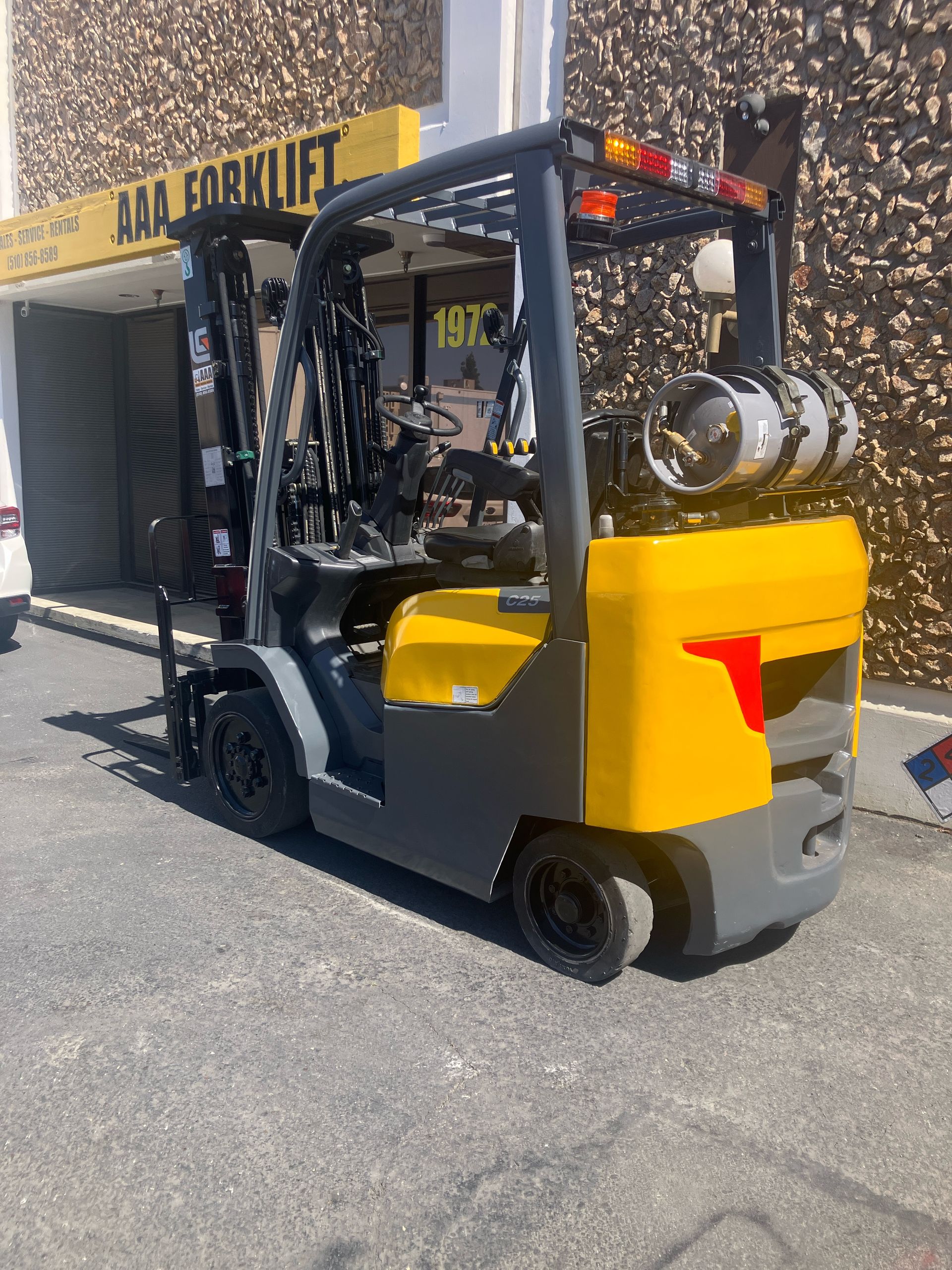 Linde HT30 Forklift
