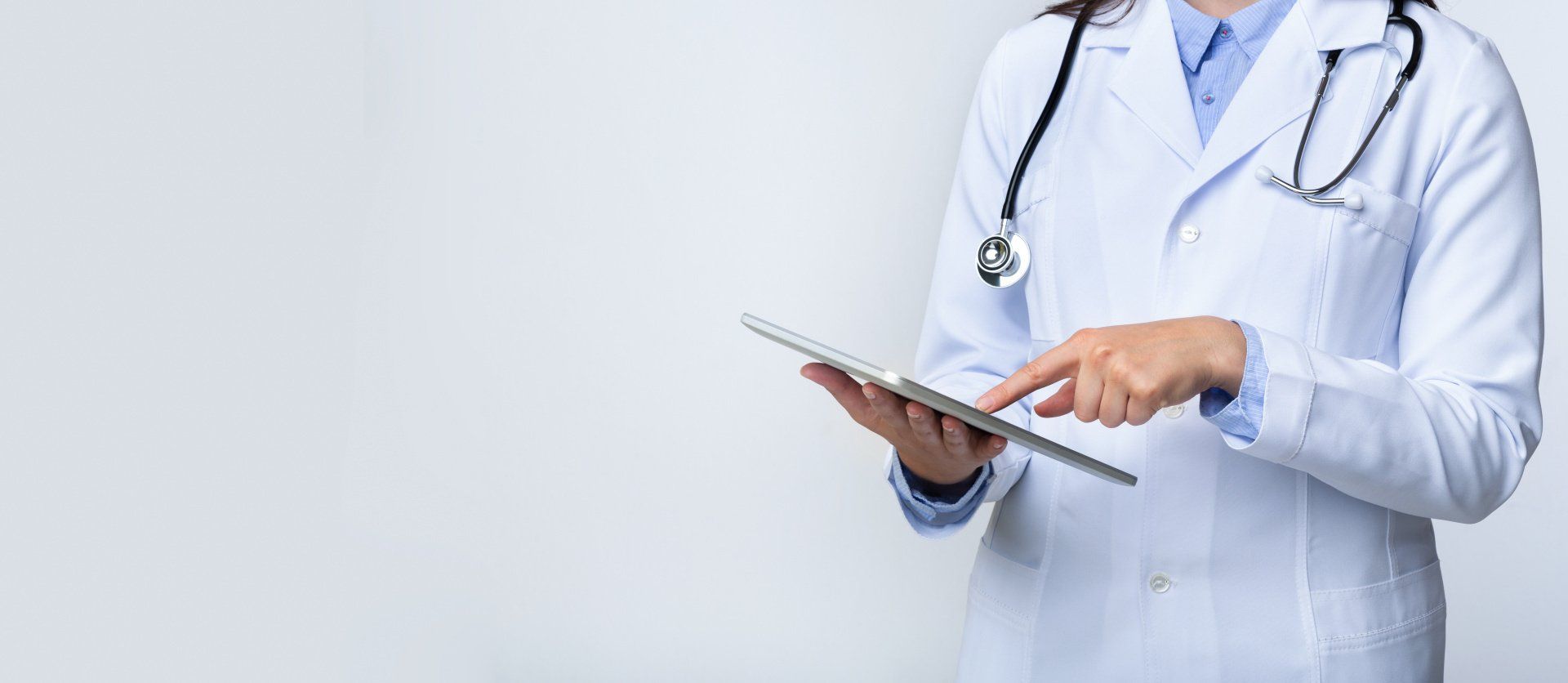 Qual é o médico que trata o alcoolismo