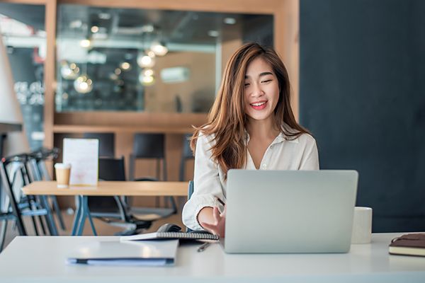 Tips To Find a Dentist When Working Out of Town