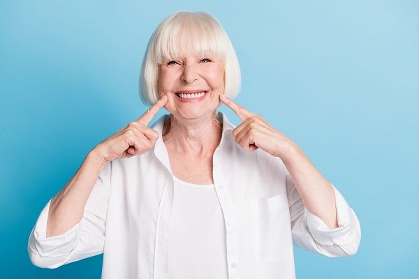 Visiting a Laser Dentist For a Root Canal