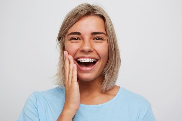 Teeth Straightening Treatments From a General Dentist