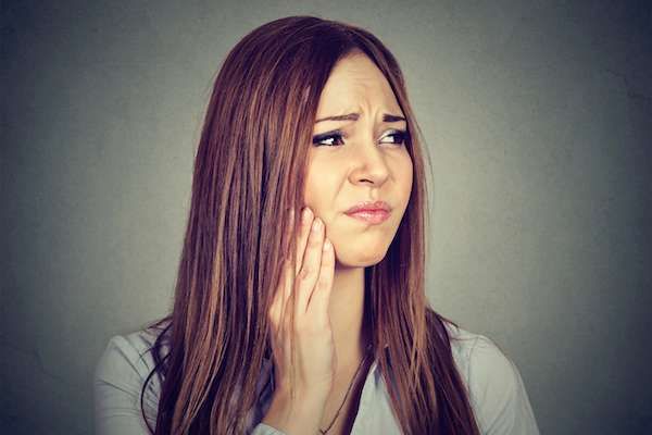 An Emergency Dentist Talks About Ways You Can Avoid an Emergency
