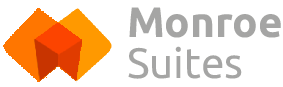 Logotipo de Monroe Suites con icono geométrico naranja y texto gris sobre fondo blanco.