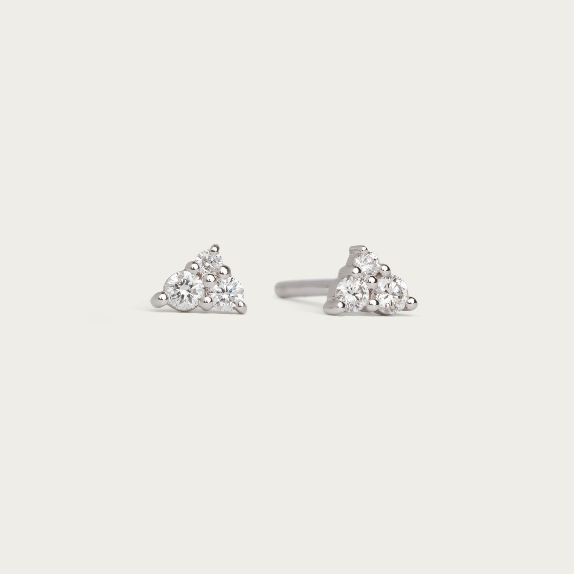 Kimberfire Constellation earrings in white gold.