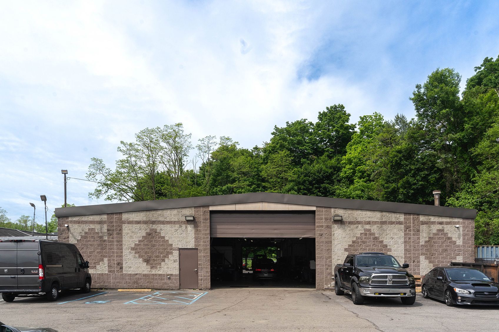 Garage bay outside our shop in Fishkill, NY | Jimmy's Auto Outlet