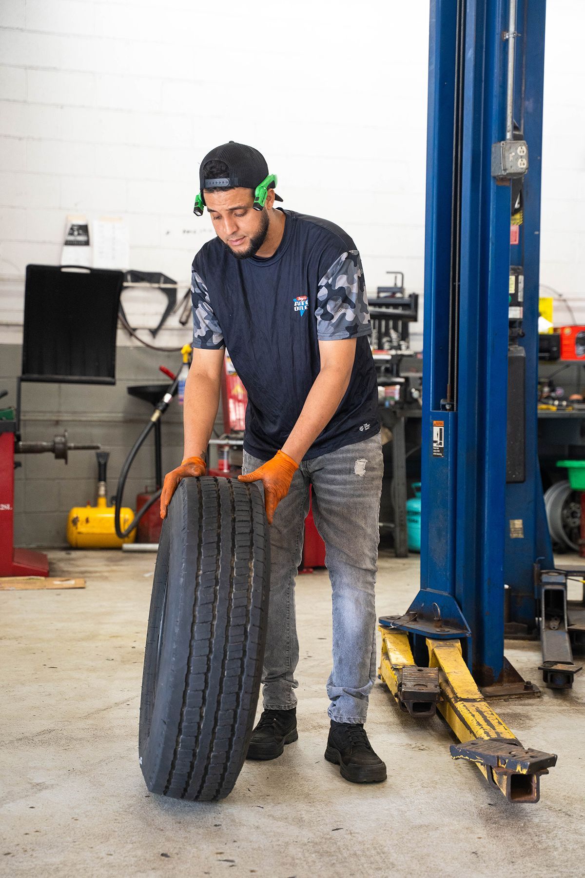 Inside our Garage in Fishkill, NY | Jimmy's Auto Outlet