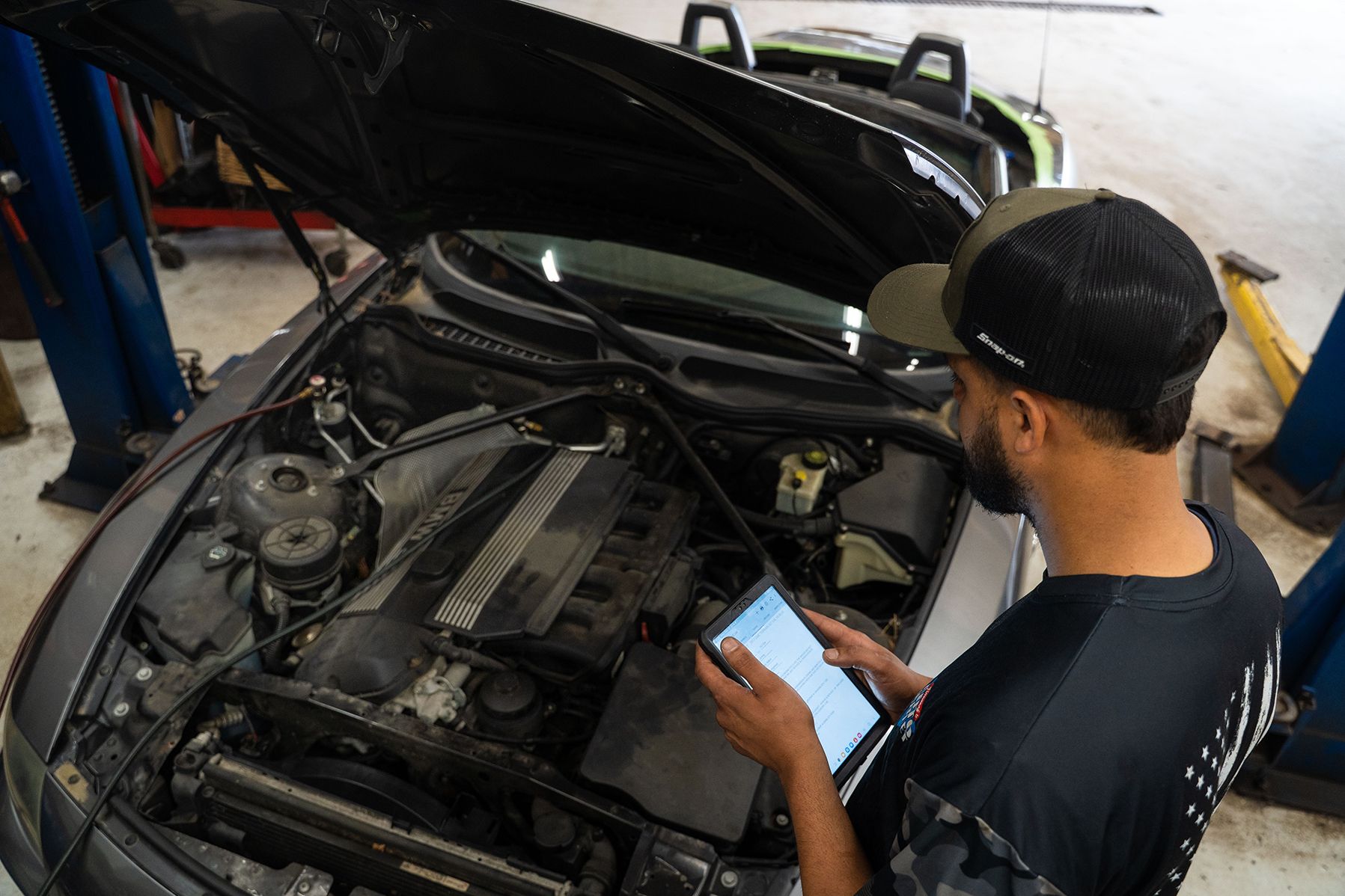 Inside our Garage in Fishkill, NY | Jimmy's Auto Outlet