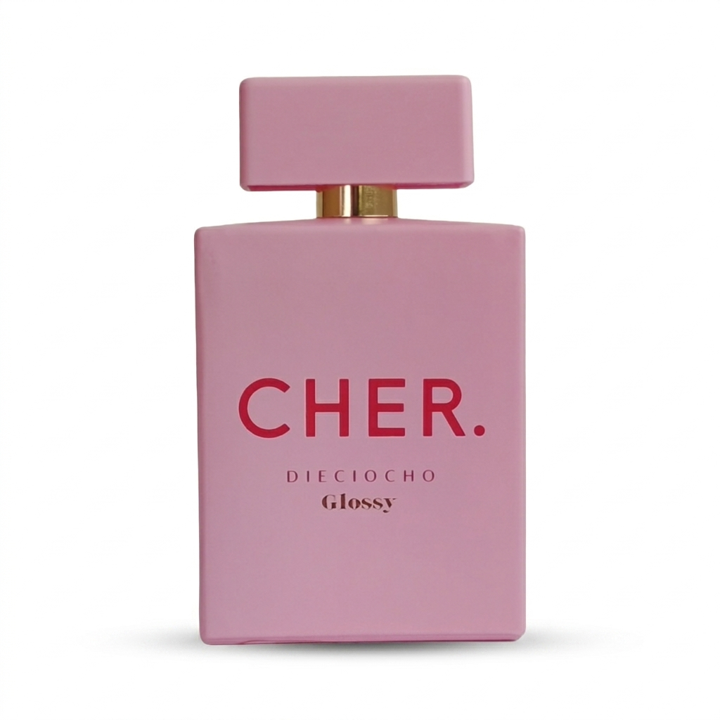 Frasco de perfume CHER rosa con cuello y tapón dorados sobre fondo blanco.
