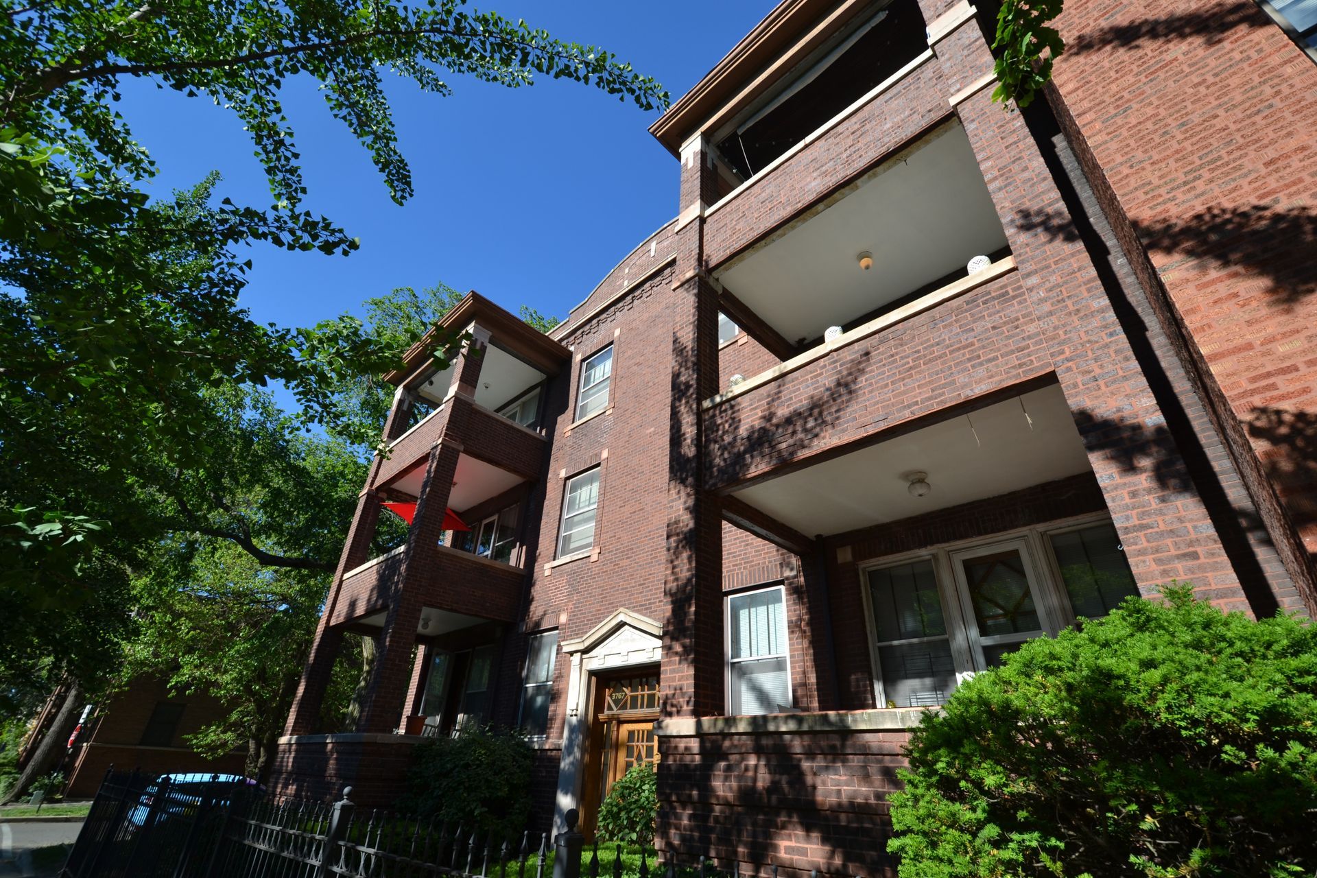 3767 N. Lakewood