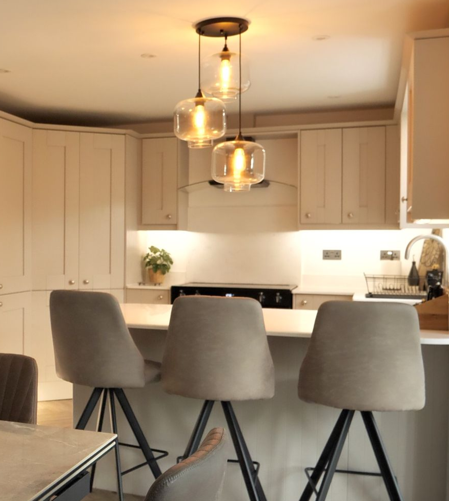 Kitchen fitters