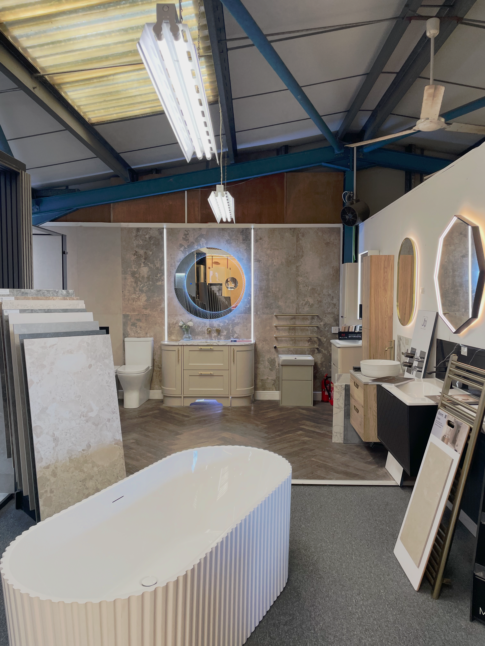 Kitchen Designers and Installers with 100+ Five-Star Reviews