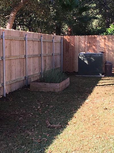 privacy wood fence builder