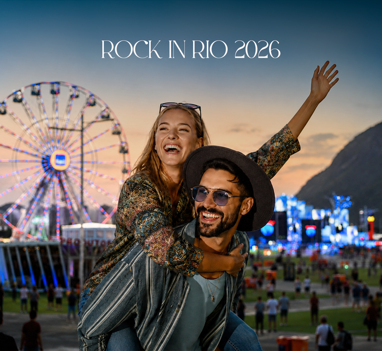 Casal sorrindo no Rock in Rio 2026, com roda-gigante e luzes do festival ao pôr do sol.