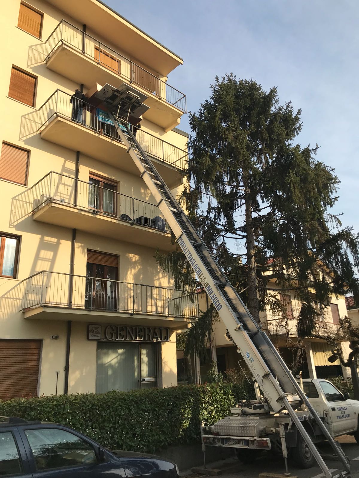 Noleggio montacarichi