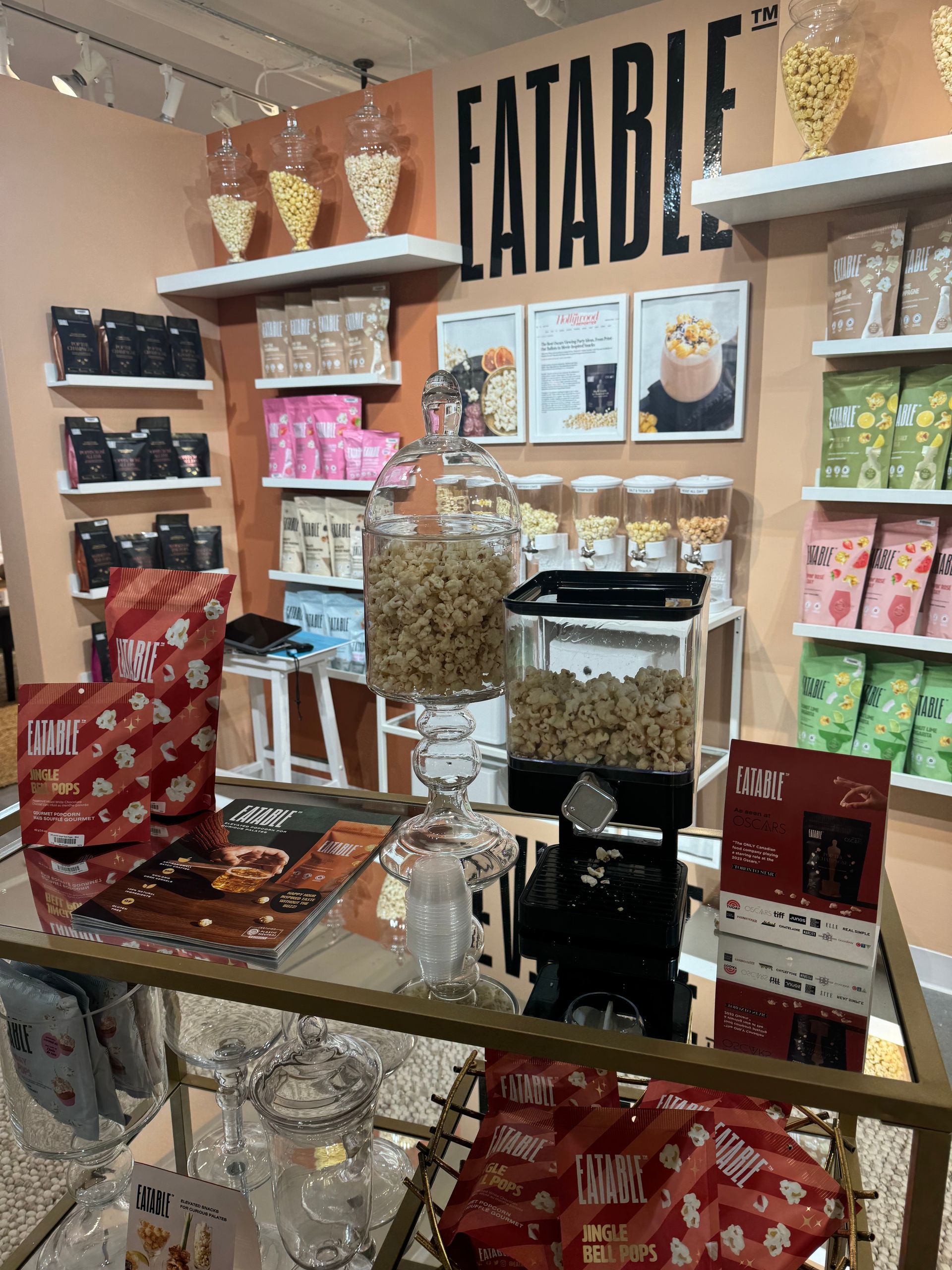 A store with a sign that says eatable on it