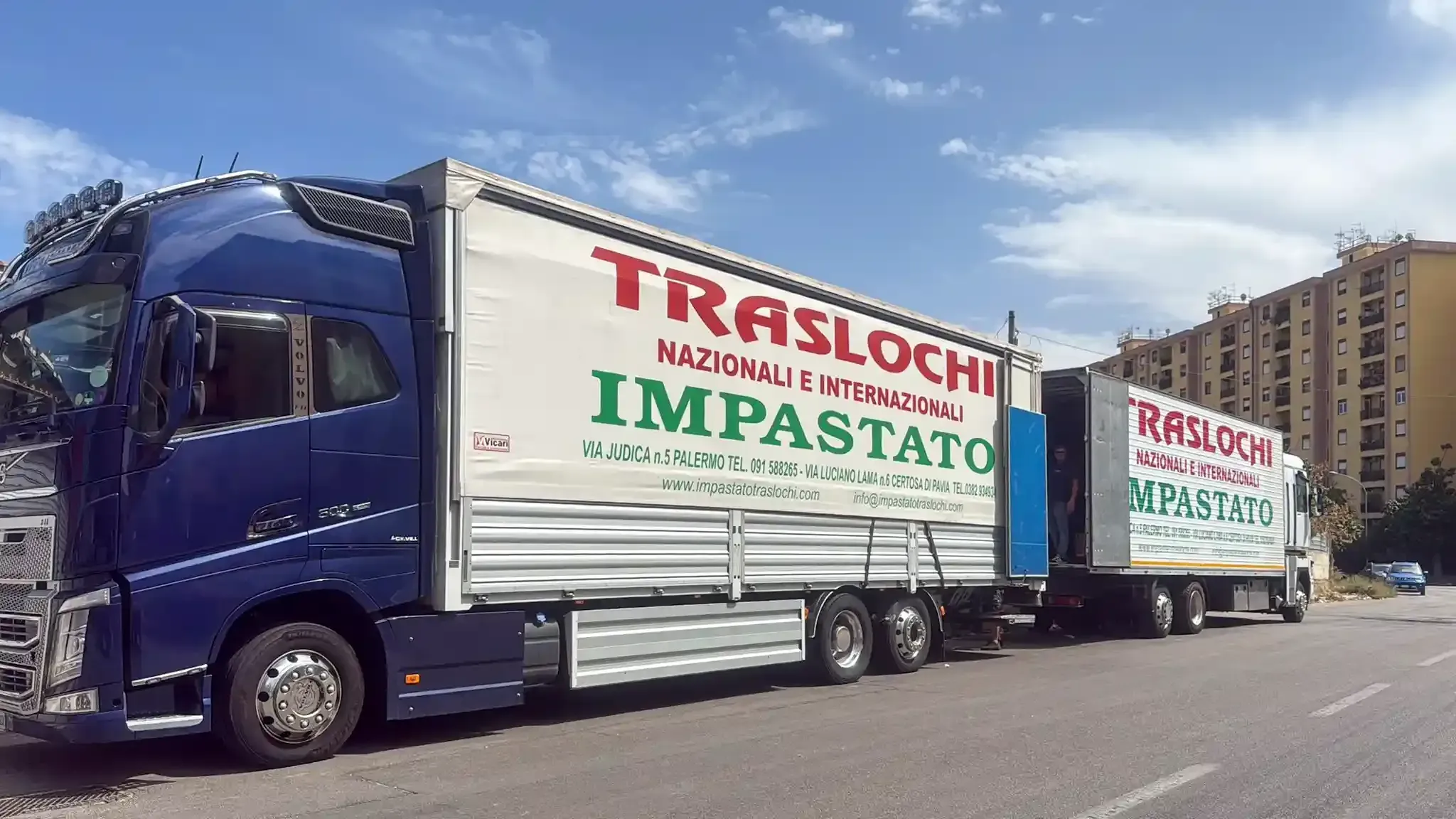 Traslochi Palermo - squadra Impastato al lavoro