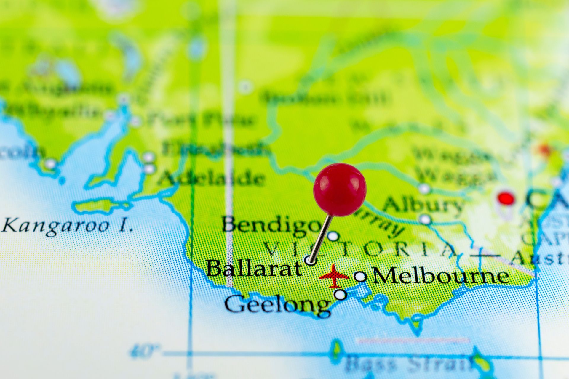 Map of Victoria, Australia With a Red Pin Marking Ballarat and Highlighting Other Cities Like Geelong — Ocean Grove Removals In Geelong, VIC