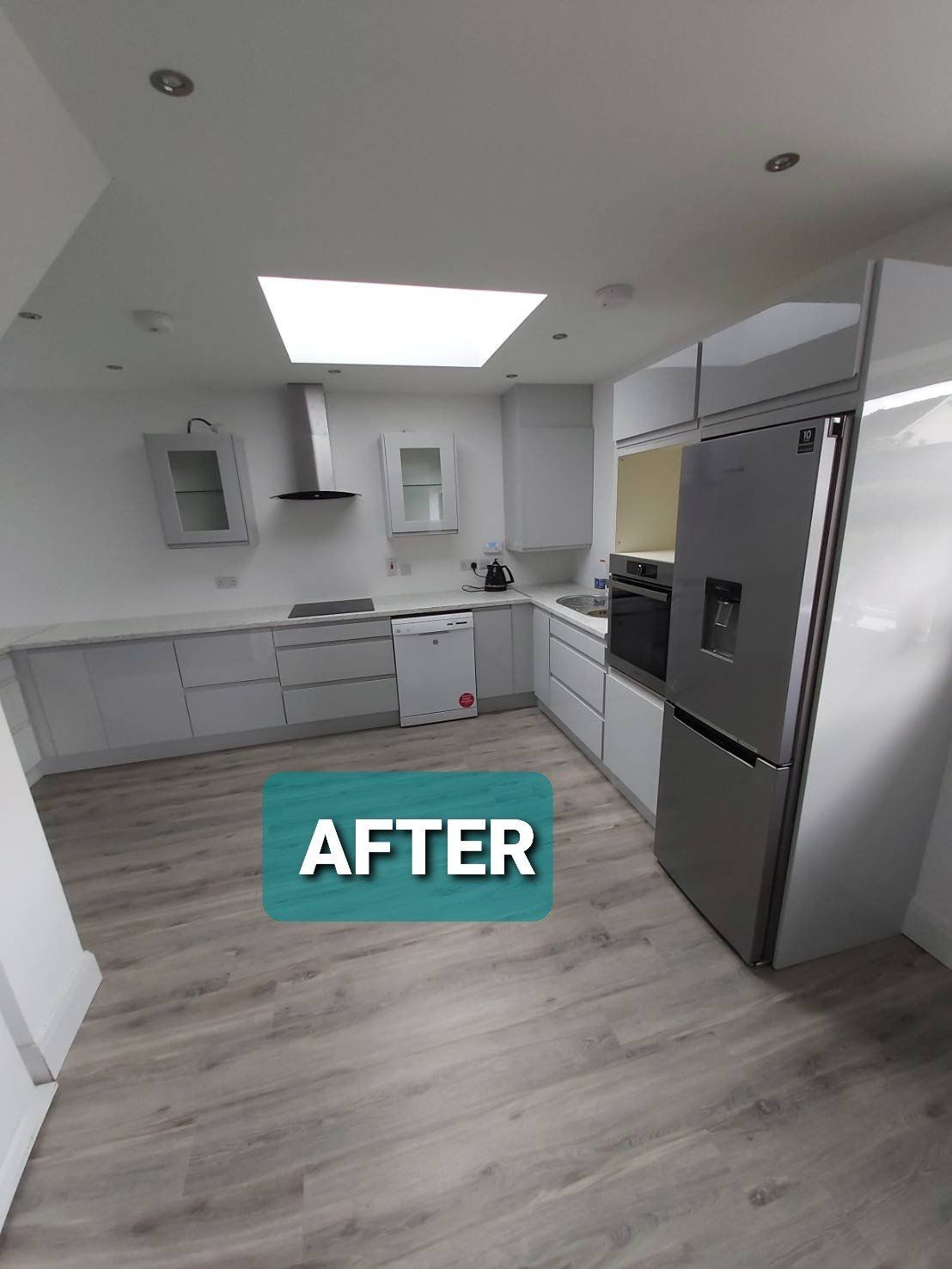 New Kitchen Larissa Dove grey Gloss Photo 1 (After)