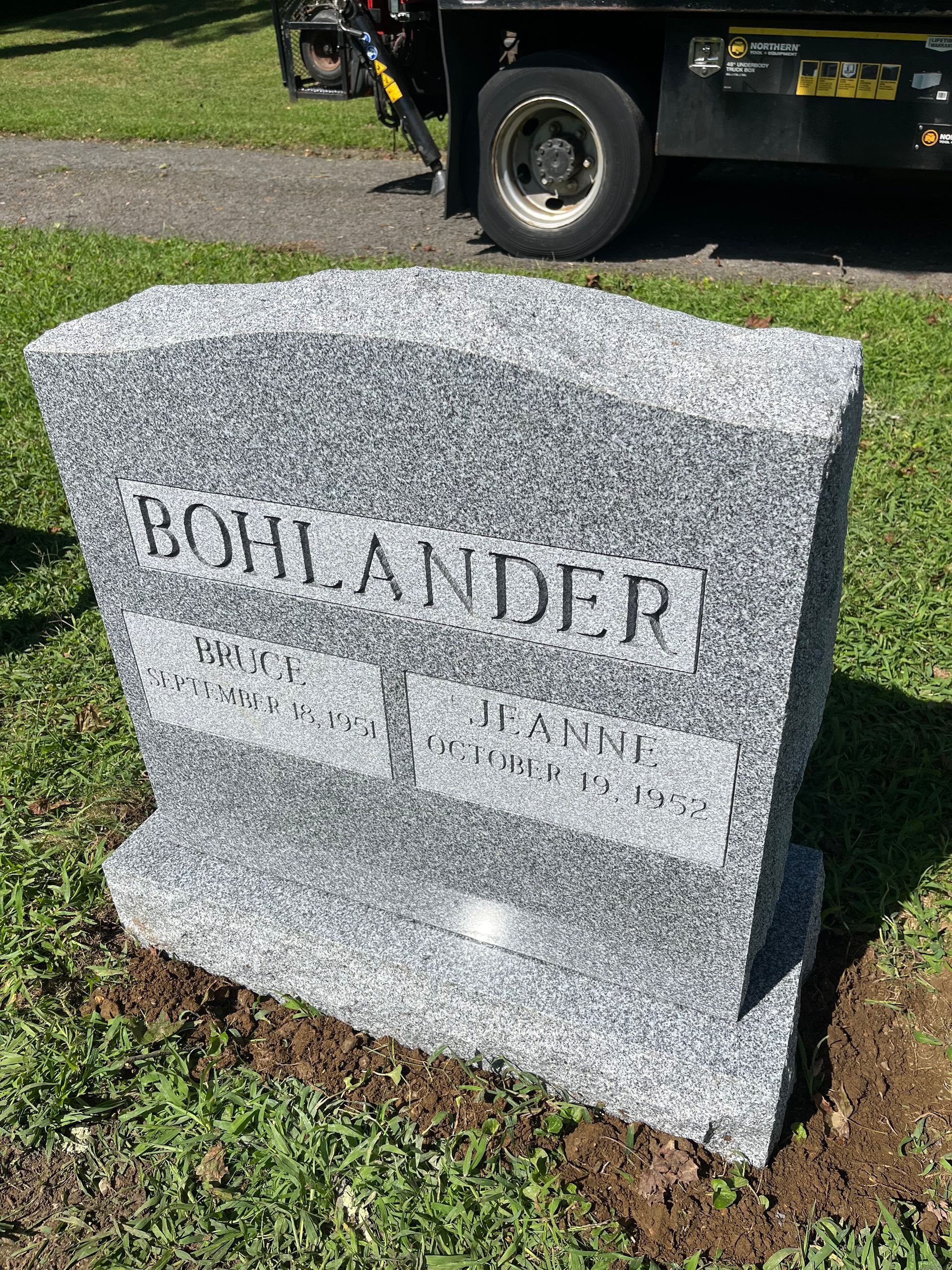 Bohlander Barre Grey Double Wide Upright Polished 2 BRP Sides Serp Top