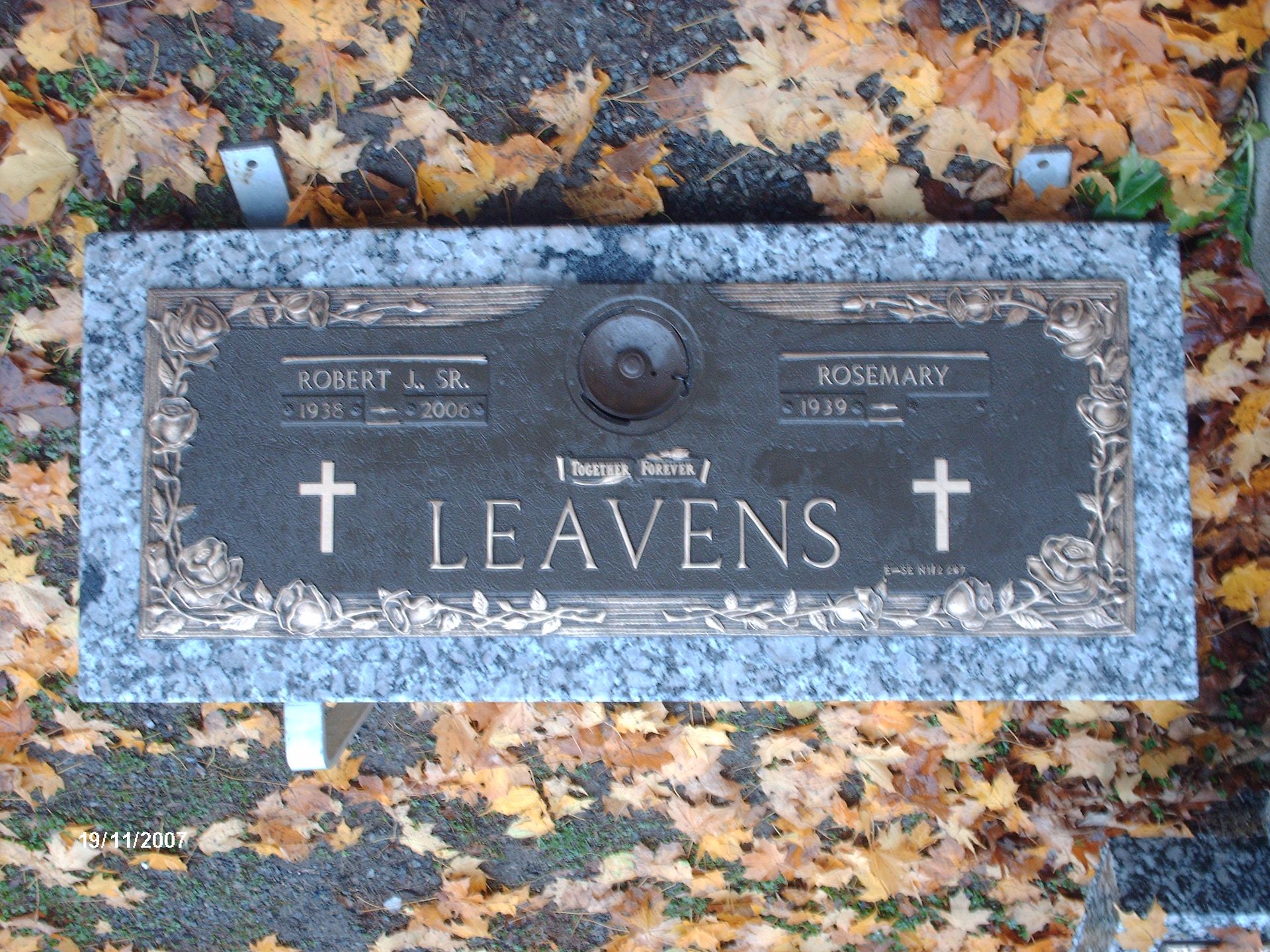 Leavens