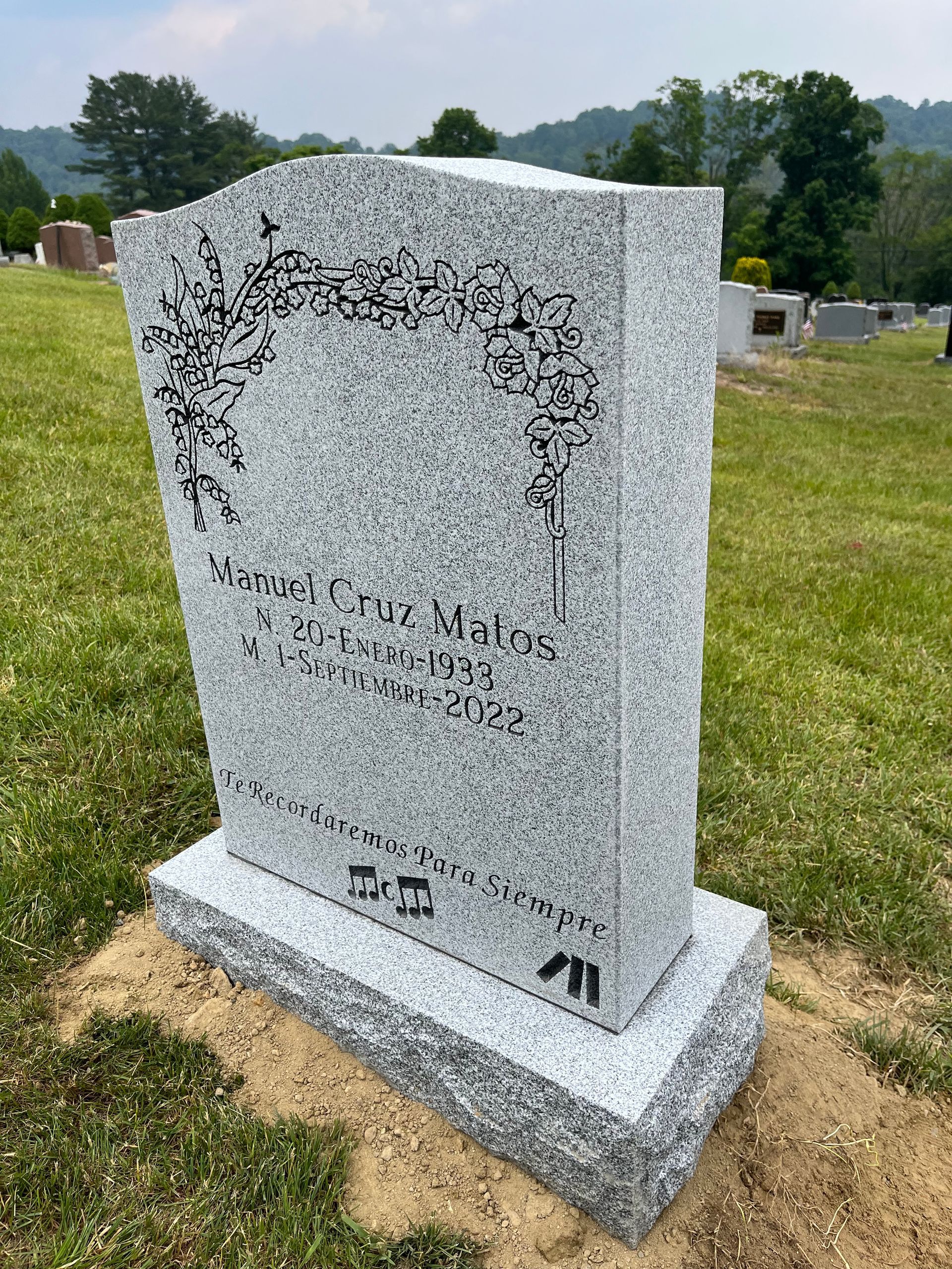 Matos Barre Grey Die Steeled 5 Serp Top Flat Carved Floral Design Deep Cut Lettering Single Upright