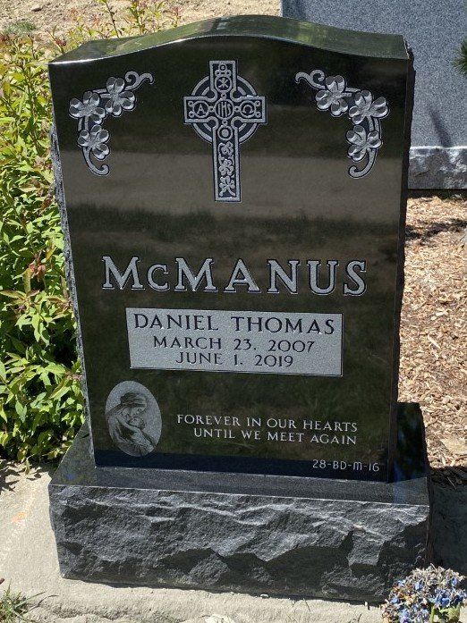 McManus Jet Black Polished 3 BRP Sides Serp Top Outlined Lettering Deep Cut Lettering Panels Shape Carved Lettering Etching Skinfrosted Lettering 