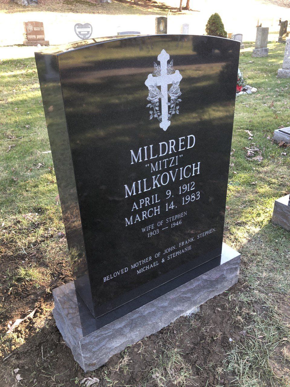 Milkovich Jet Black Single Upright Die Polished 5  Skinfrosted Lettering Etching Oval Top