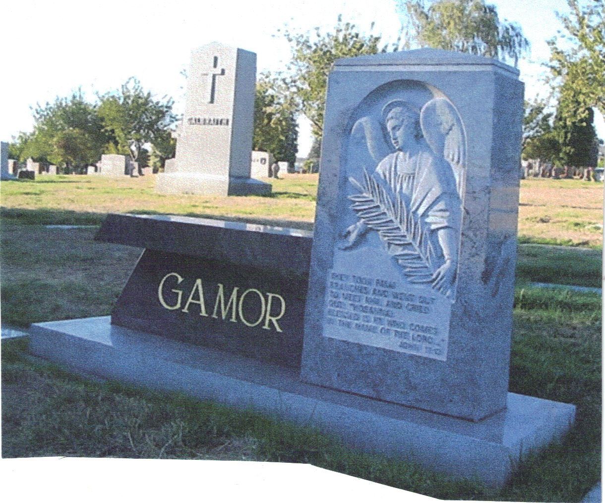 Gamor Monubench Dual Color Gold Litho Image Carving