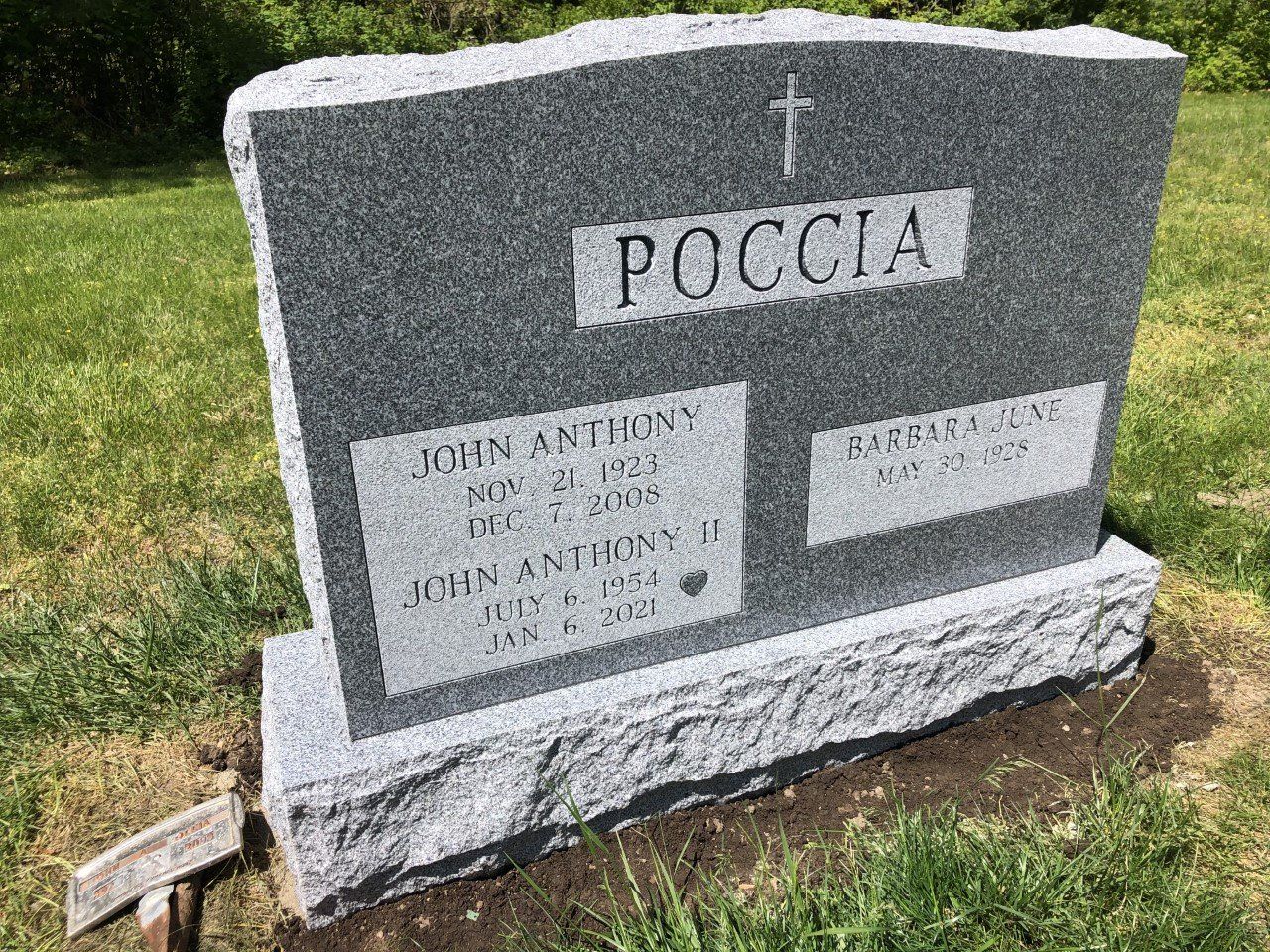 Poccia Barre Grey Deep Cut Lettering Panels Double Wide Upright Serp Top BRP Sides Polished 2