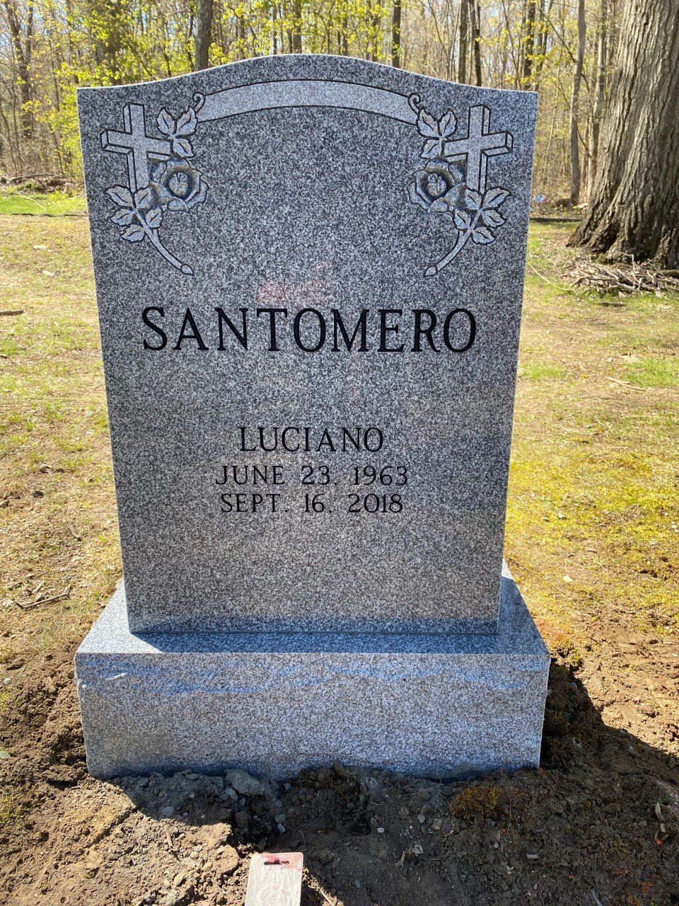 Santomero Single Upright Die Polished 5 Deep Carved Roses Barre Grey Black Lithochrome Deep Cut Lettering Serp Top