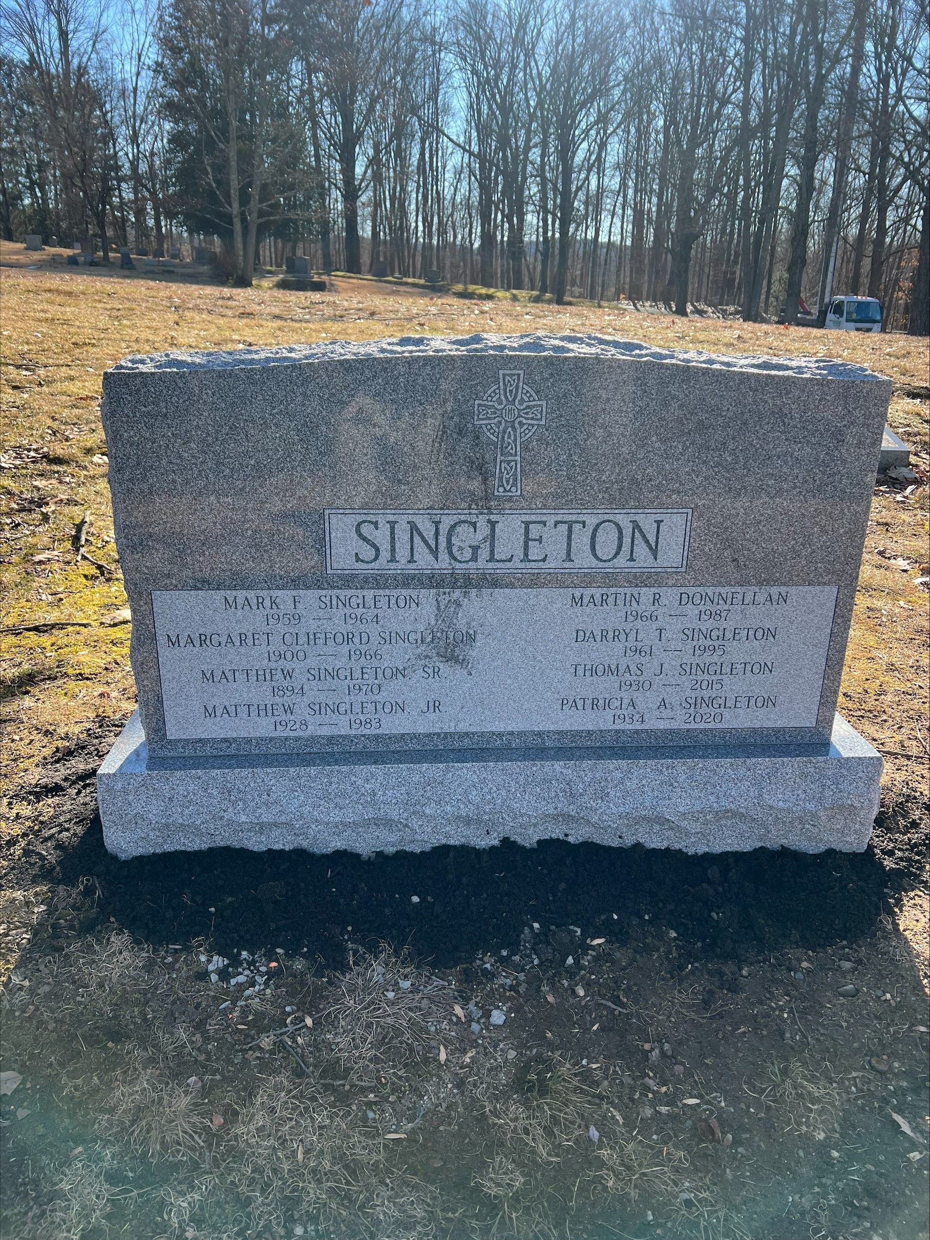 Singleton Barre Grey Double Wide Upright Polished 2 BRP Sides Serp Top Celtic Cross Deep Cut Lettering