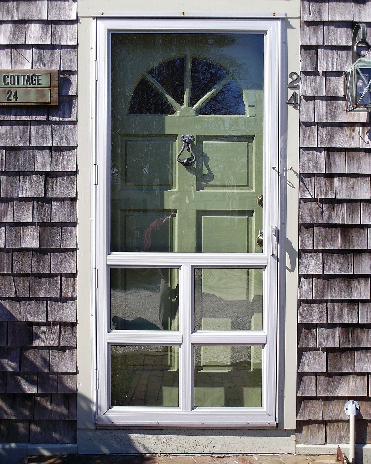 Storm Doors  16