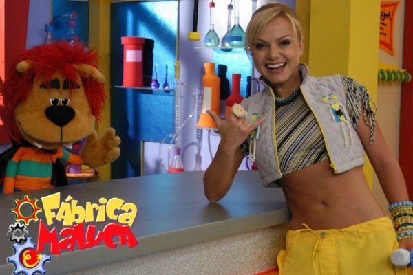 Eliana apresentadora do programa fábrica maluca