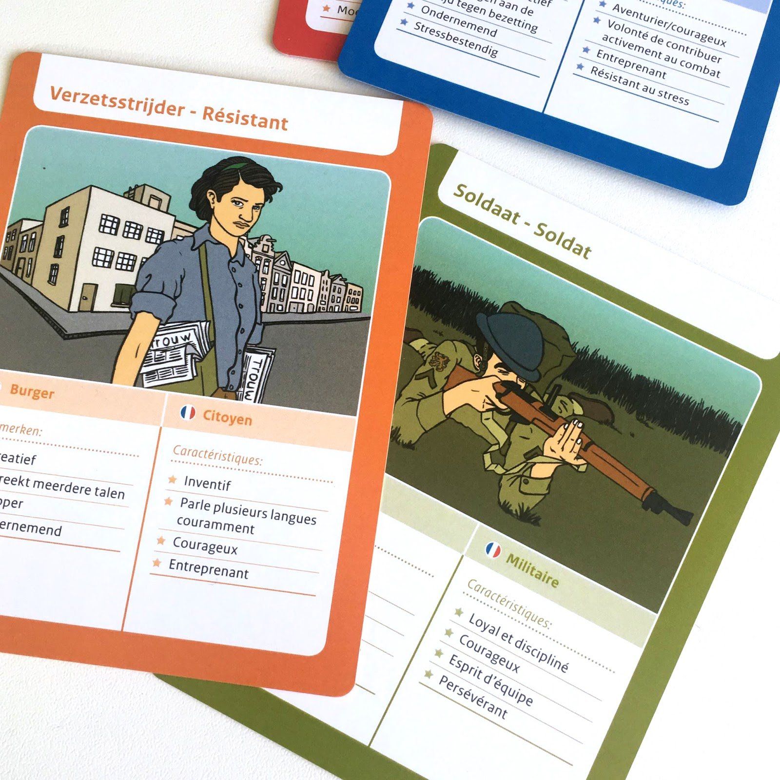 Kaarten met afbeeldingen van een vrouwelijke