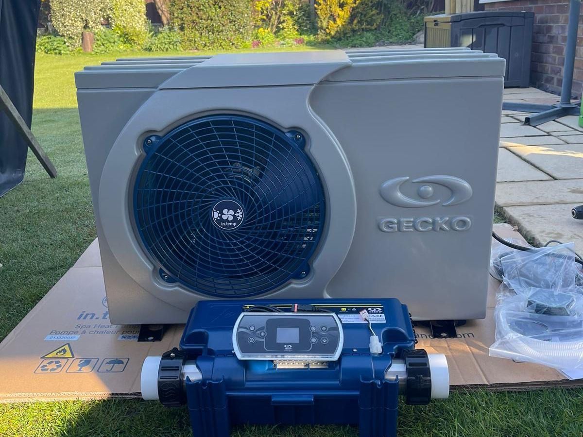 Hot tub heat pumps