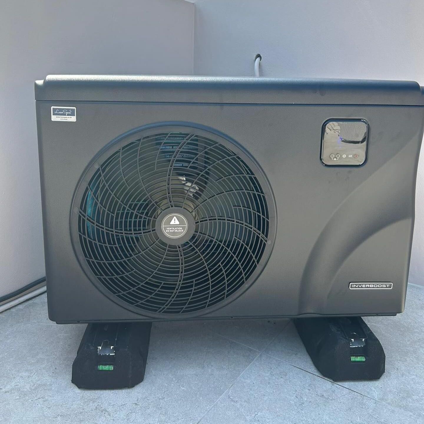 Hot tub heat pumps