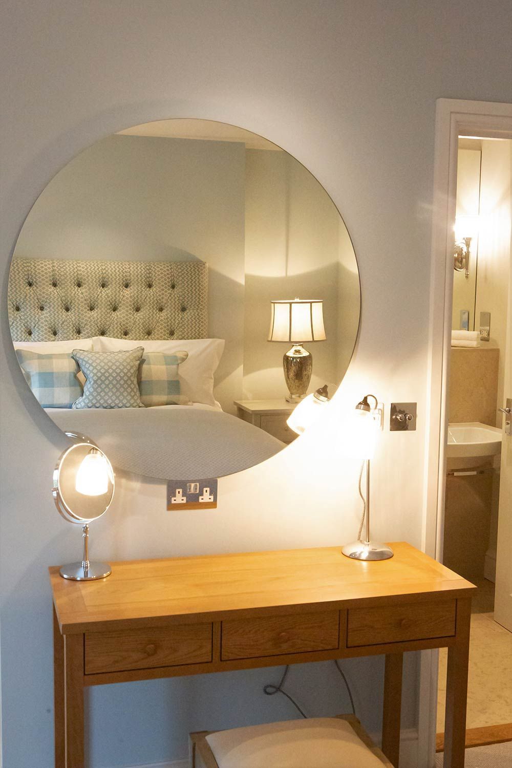 mirror