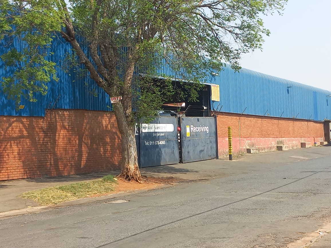 Steel warehouse Westdene