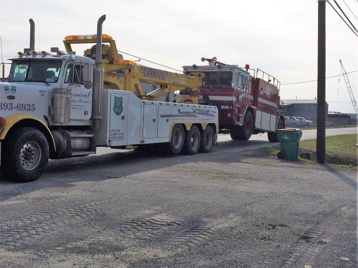 Towing Truck - Harvey, LA - Carnival Wrecker Service
