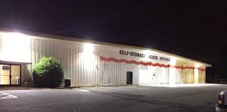 Commercial Lighting | Shop Lighting | Shop Lights | Indoor Garage Lighting |  Best Lighting for Garage Workshop | Best LED Shop Lights | Exterior Commercial Lighting | Commercial Lighting Repairs
