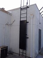 ROOFTOP SAFETY ACCESS LADDER