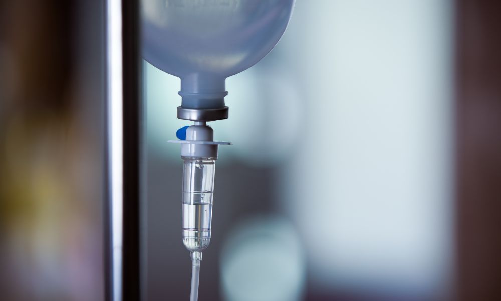 The Pros and Cons of IV Hydration at Home
