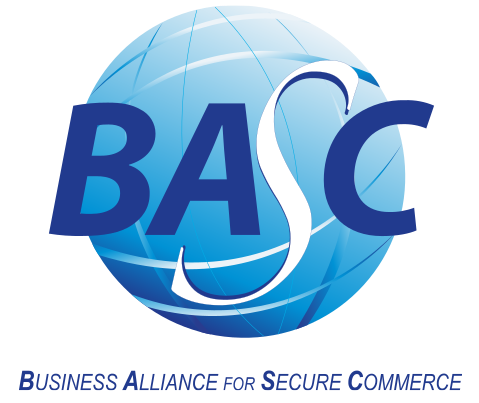 Logotipo de BASC con un globo azul y letras azules estilizadas, con la inscripción «Business Alliance for Secure Commerce»