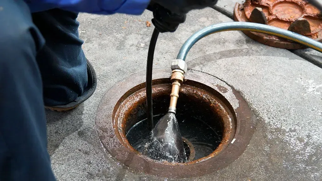 Hydraulic power unit mechanical valve with connection and pressure gauge