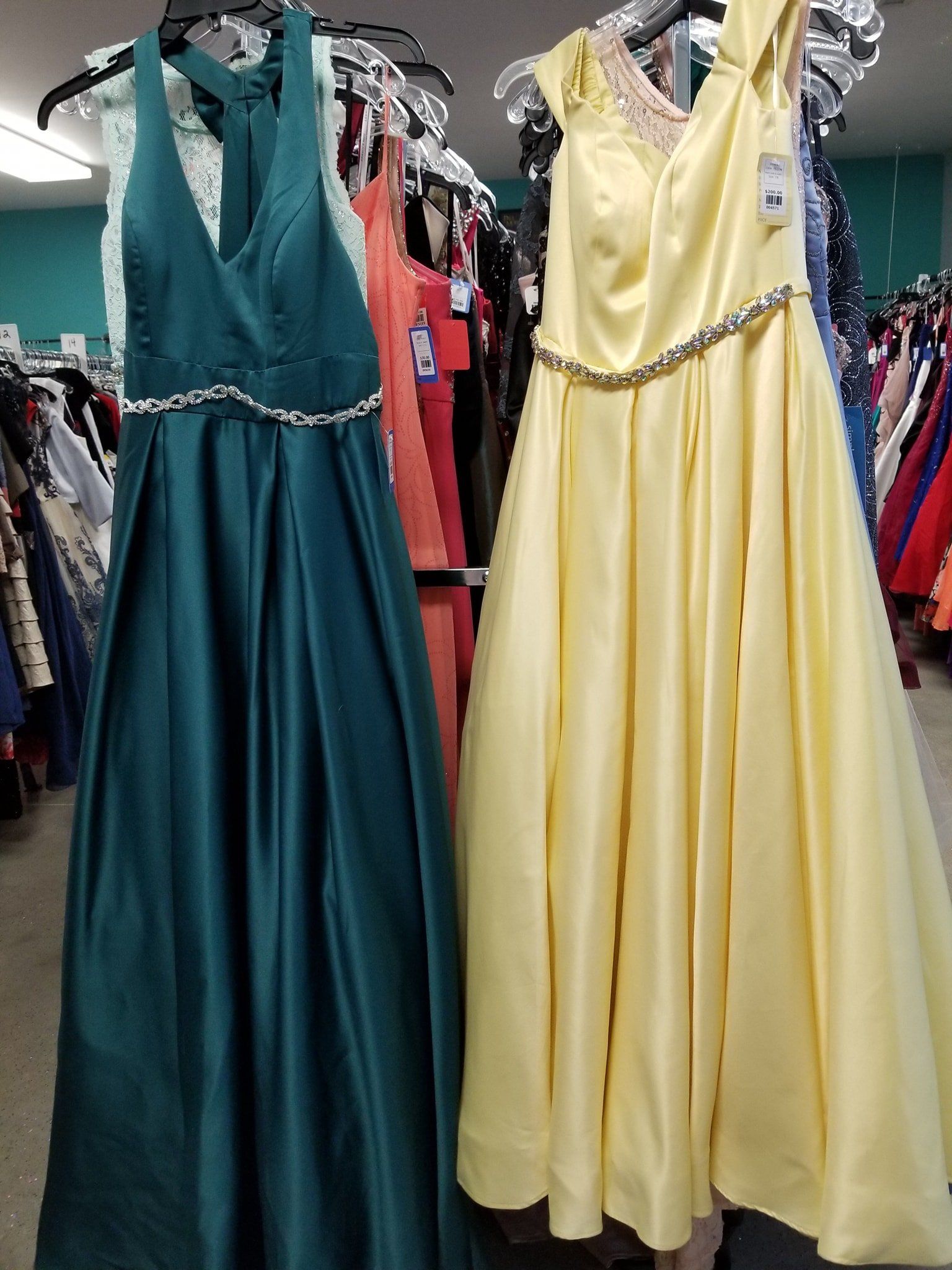 Prom Dresses Photos