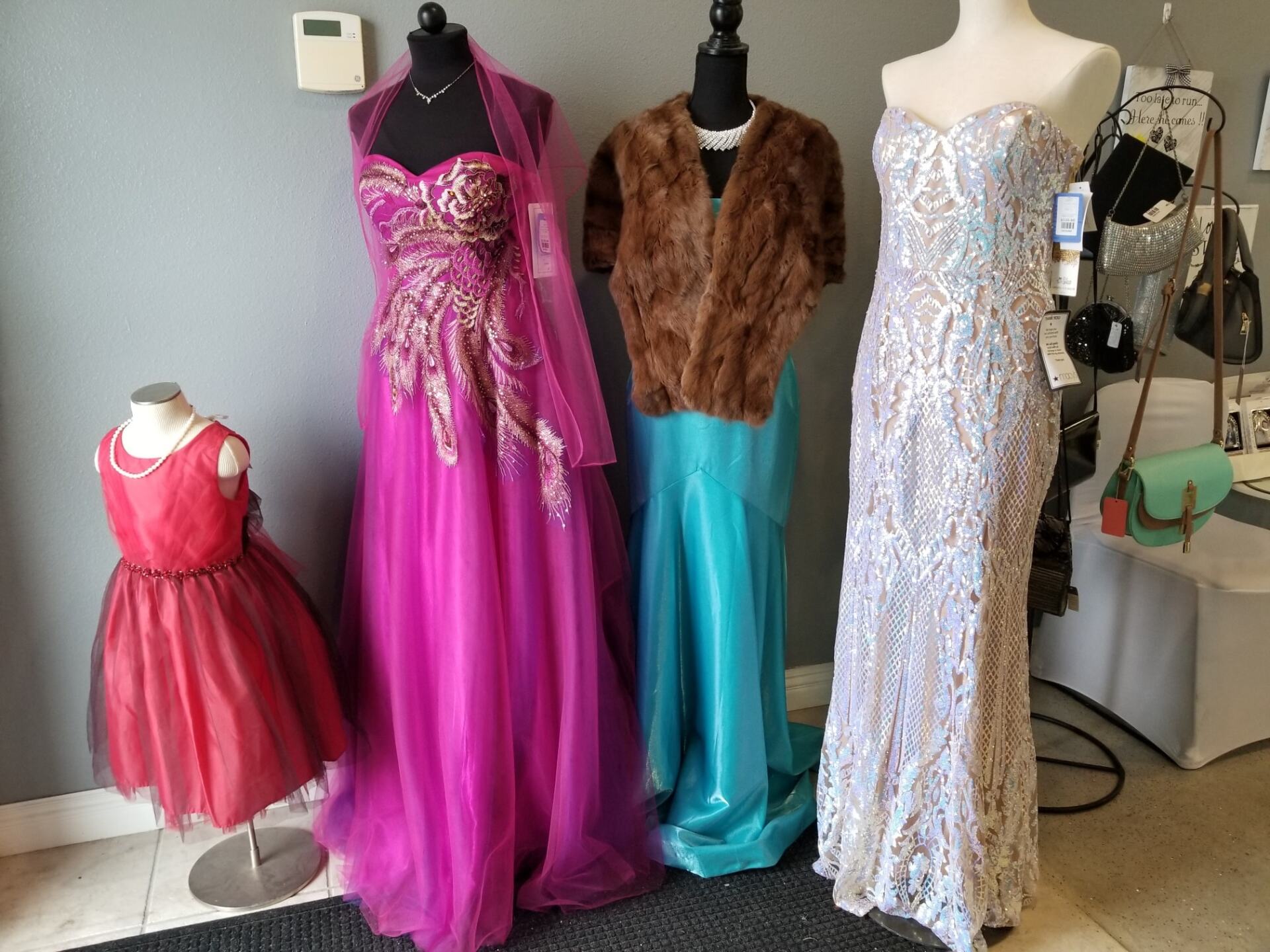 Prom Dresses Photos