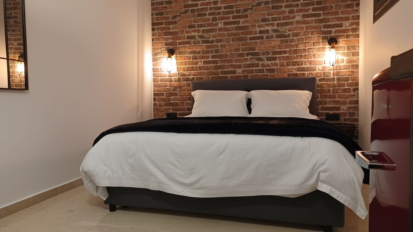 queen size bed