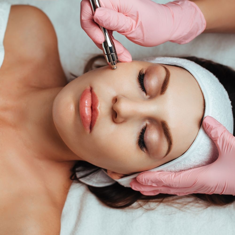 Microdermabrasion device and technique at Superior Health Medical